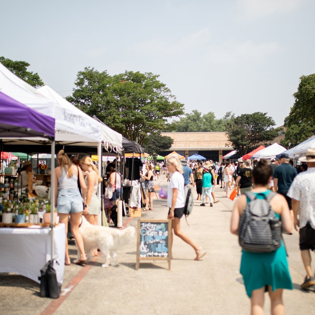 LaCenterra Farmers Market 5